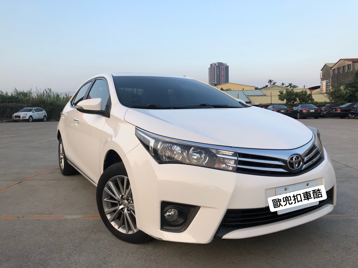 Toyota Corolla Altis 1 8 豪華版 11代 14 中古車 二手車 42 8萬 丞鎰汽車abc好車網