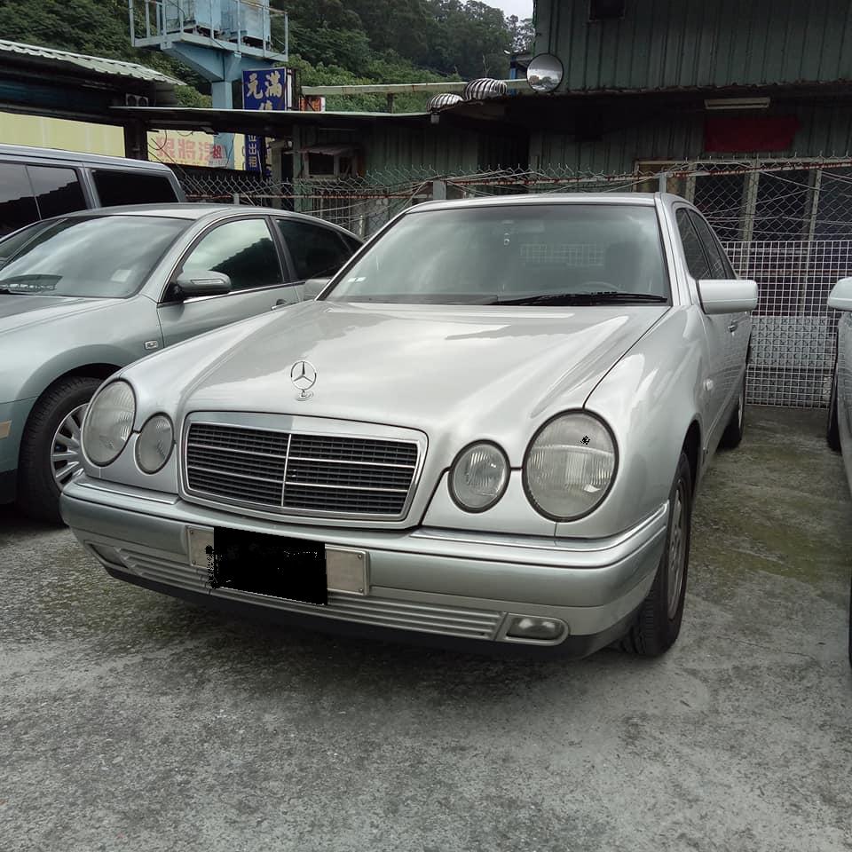 1998 M-benz E-class