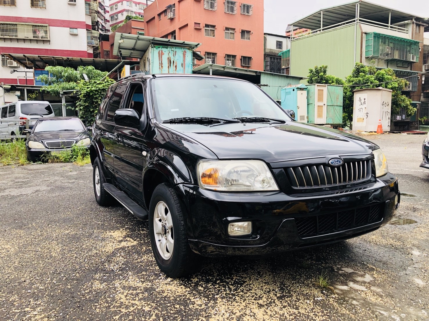 2003 Ford Escape