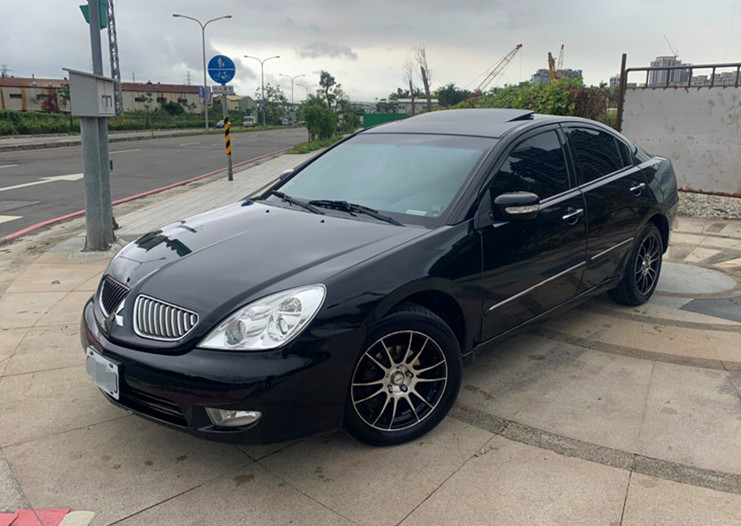 2005 Mitsubishi 三菱 Grunder