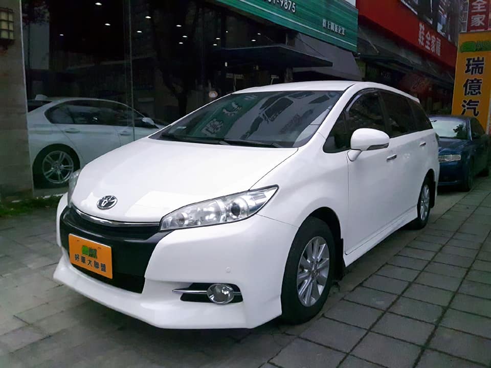 2013 Toyota Wish