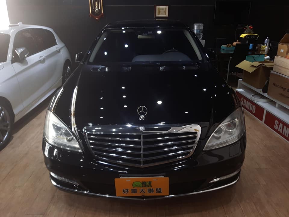 2010 M-benz S-class