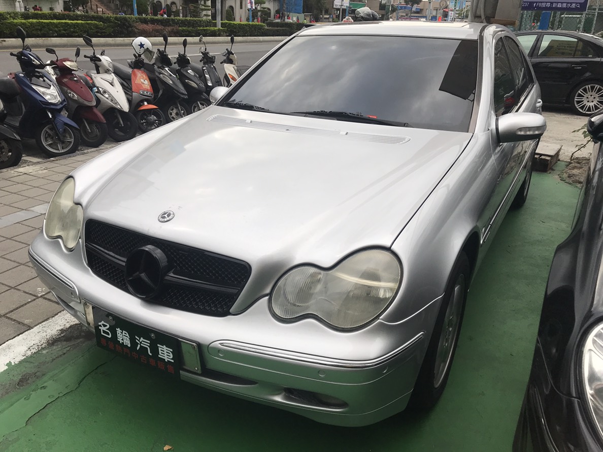 2003 M-benz C-class
