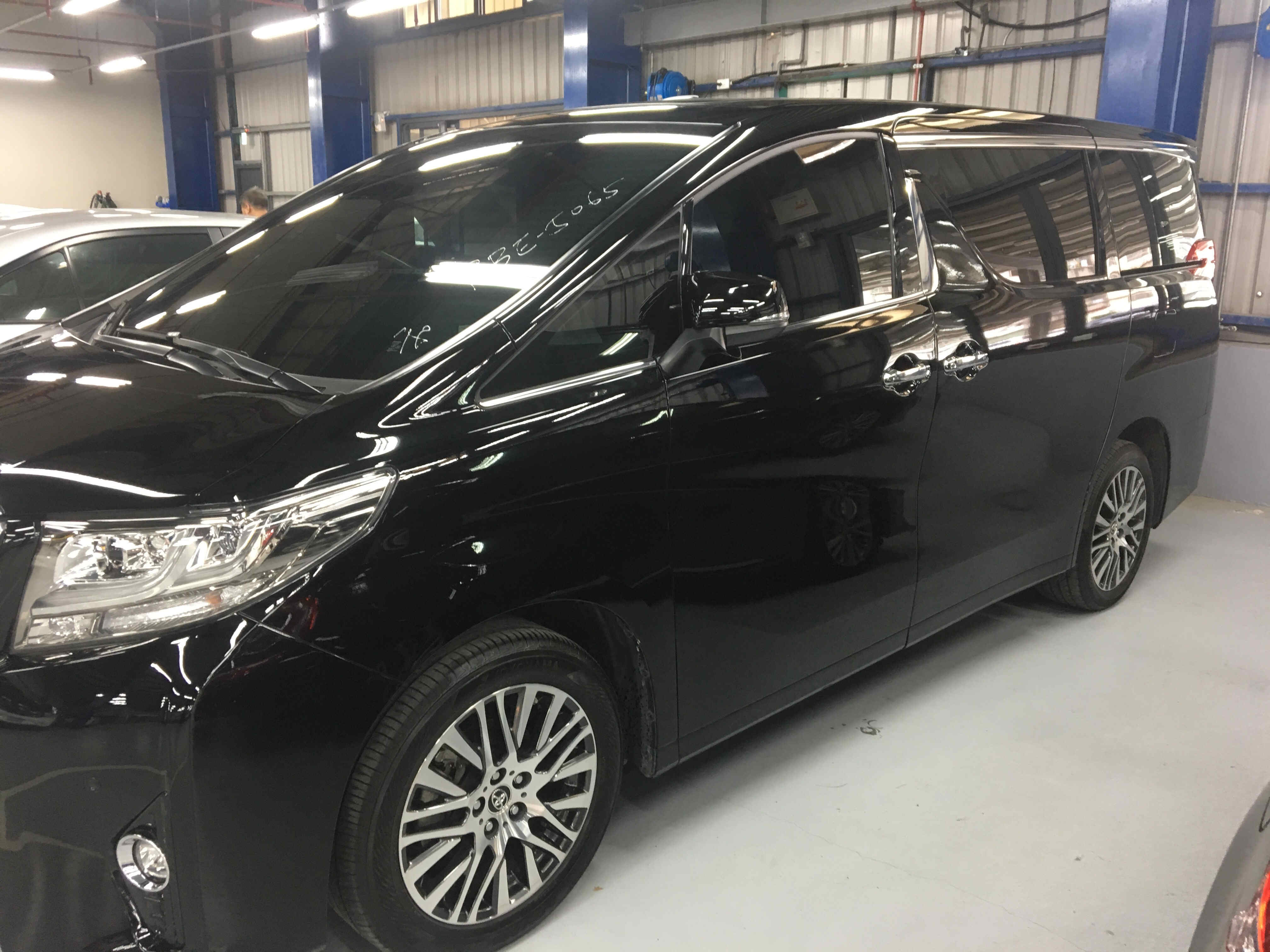 2015 Toyota Alphard