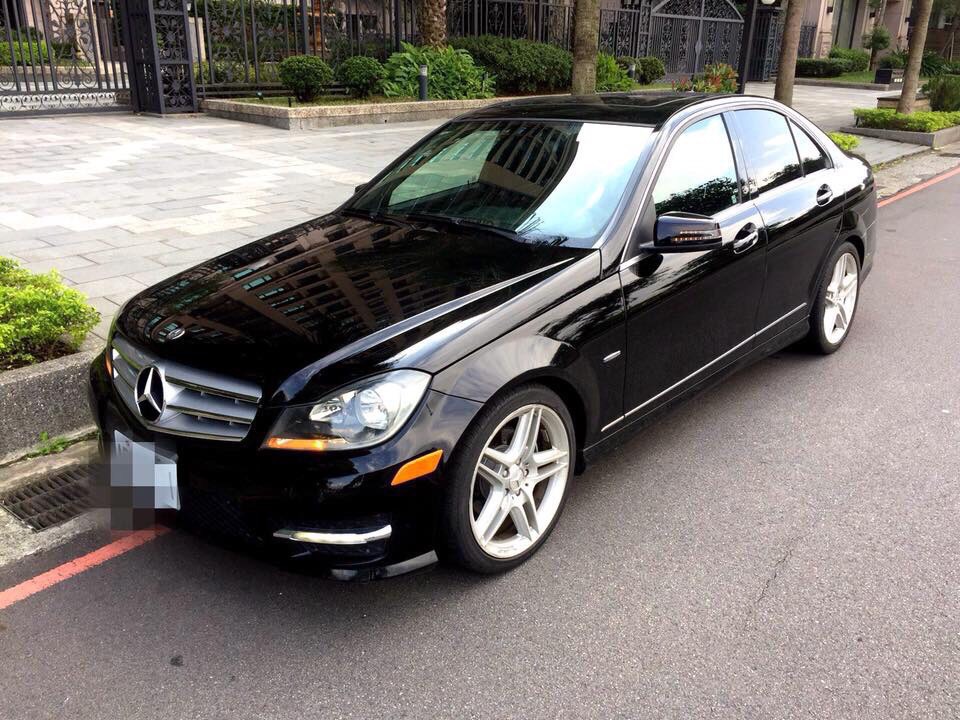 2012 M-benz C-class