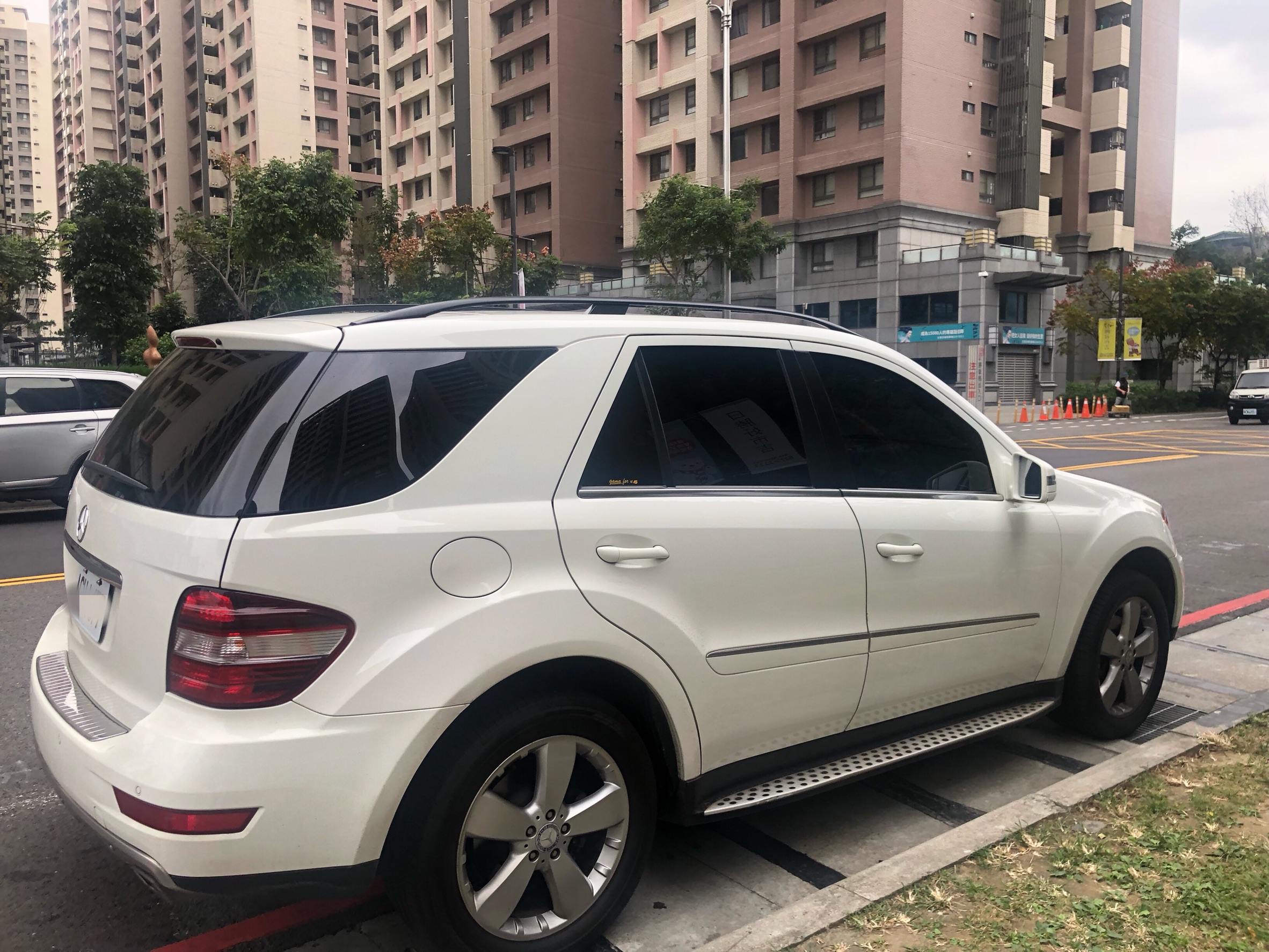 2011 M-Benz 賓士 M-class