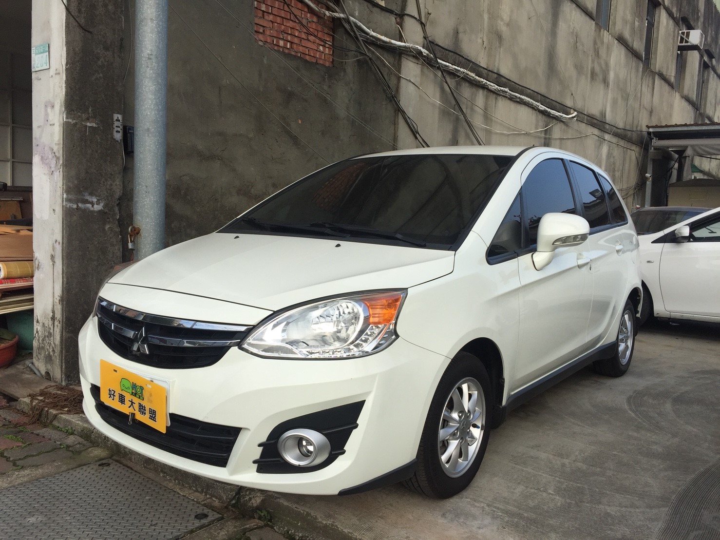 2014 Mitsubishi 三菱 Colt plus