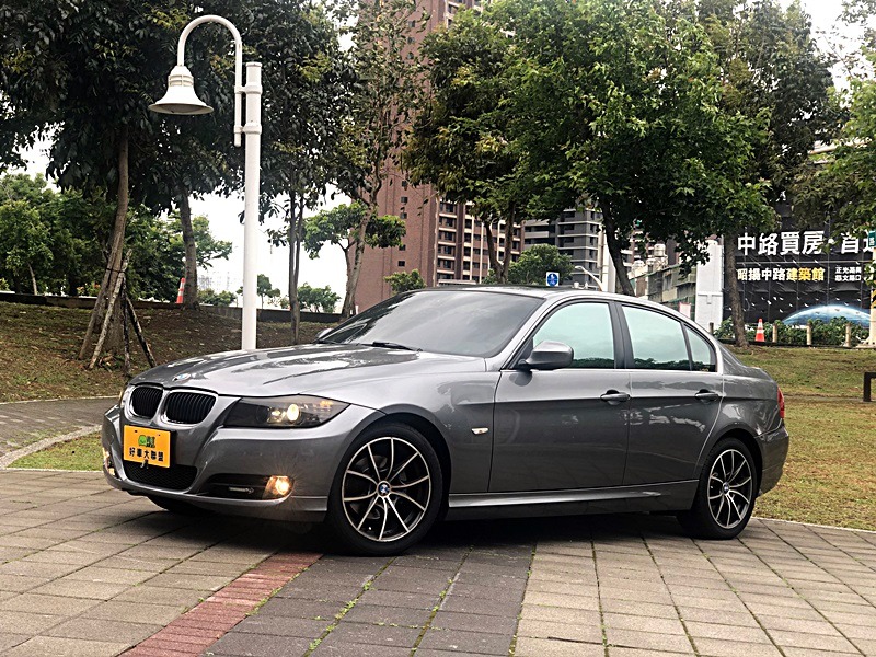 2011 BMW 寶馬 3-series sedan