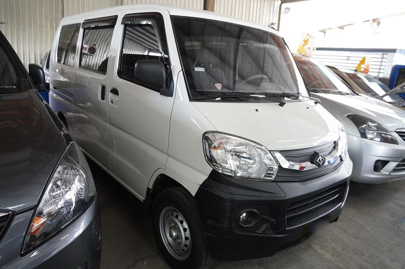 2017 Mitsubishi 三菱 商用車