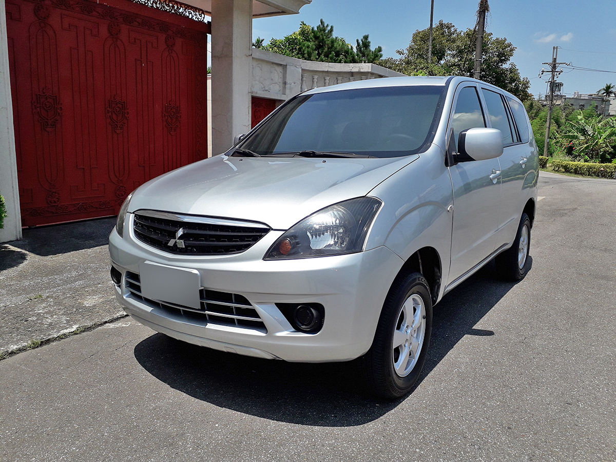 2013 Mitsubishi 三菱 Zinger