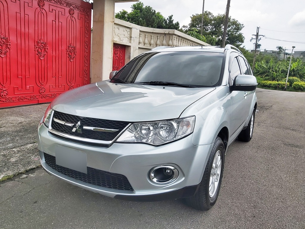 2011 Mitsubishi 三菱 Outlander