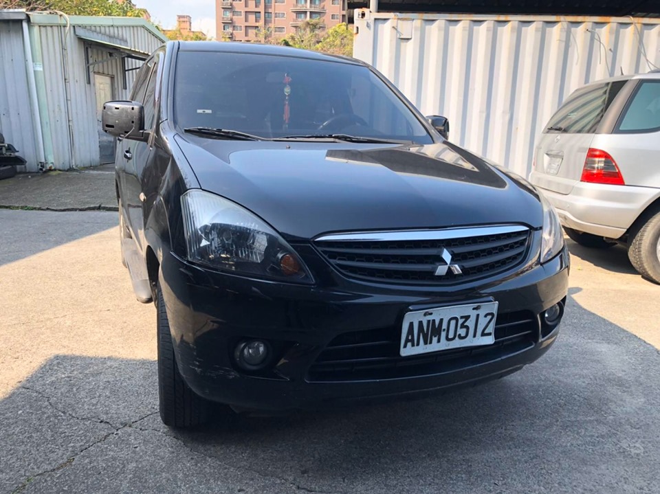 2012 Mitsubishi 三菱 Zinger