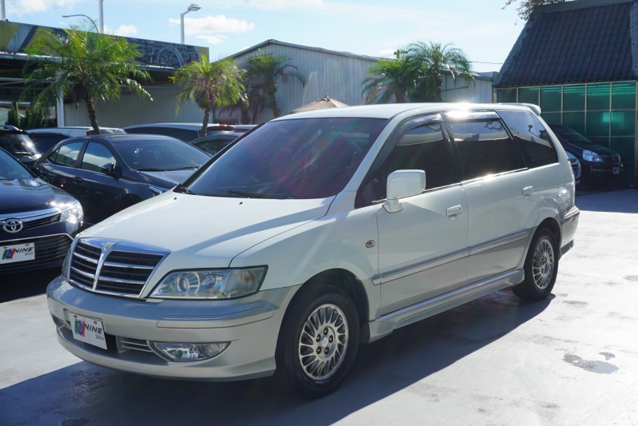 2003 Mitsubishi 三菱 Savrin