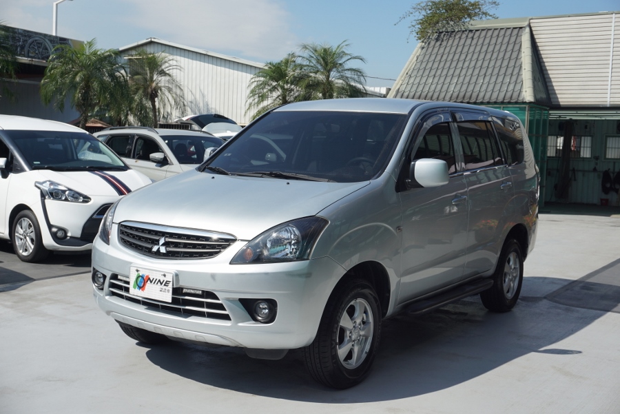 2012 Mitsubishi 三菱 Zinger