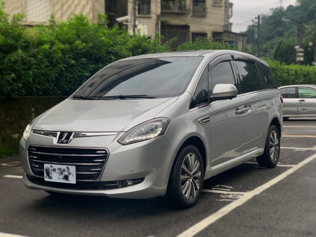 2014 Luxgen 納智捷 M7 turbo