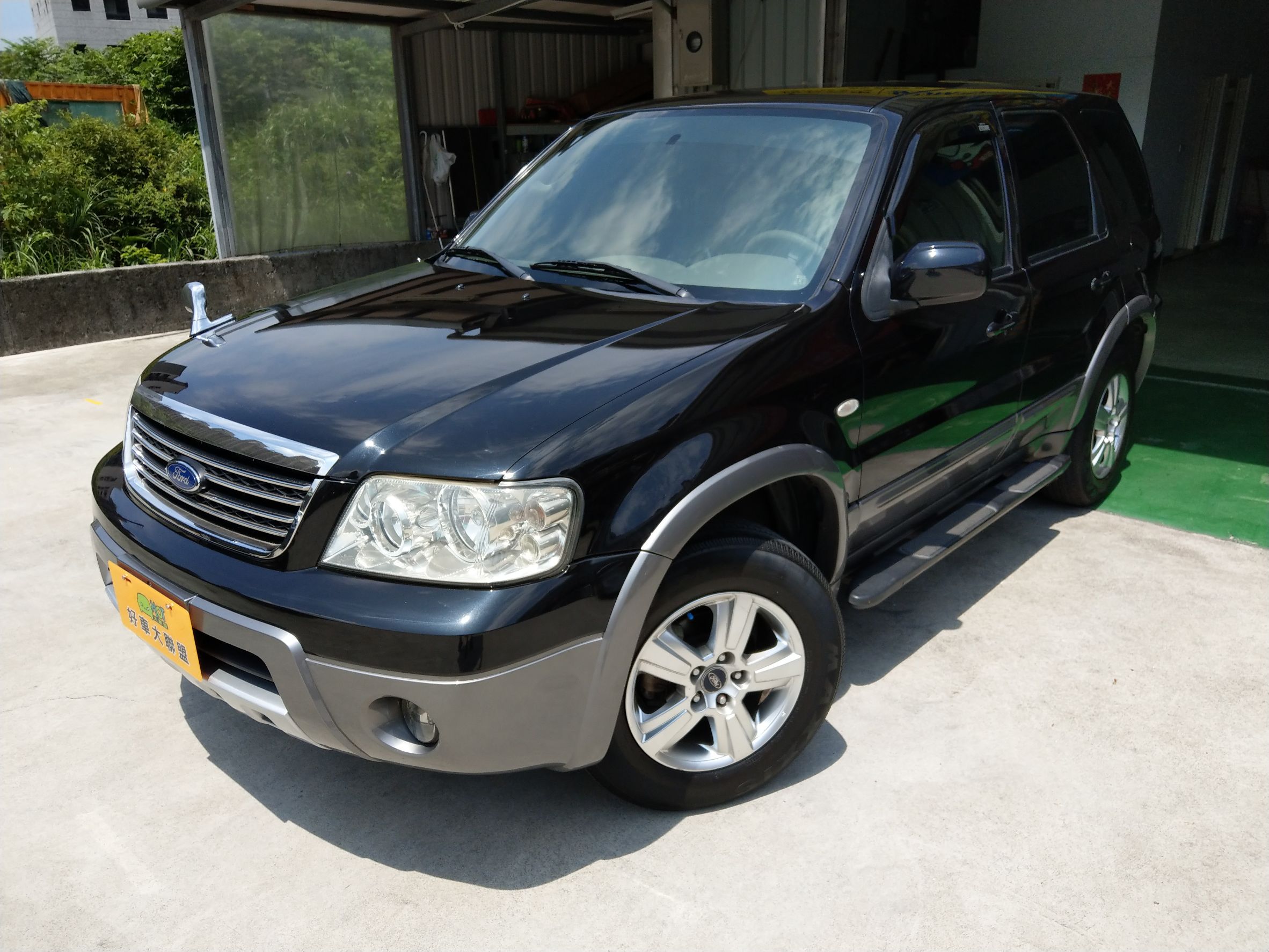 2004 Ford Escape