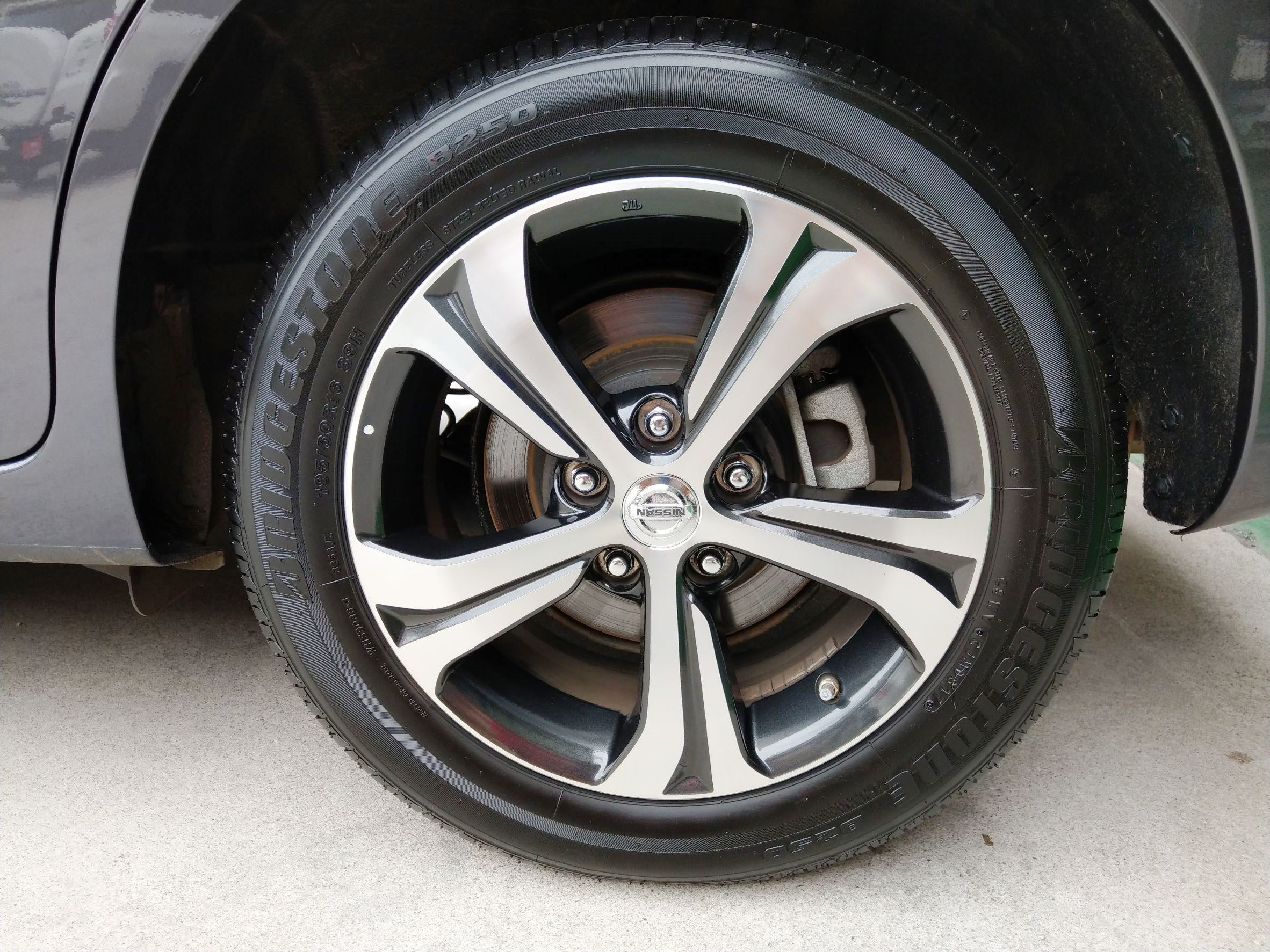 2018 Nissan Tiida