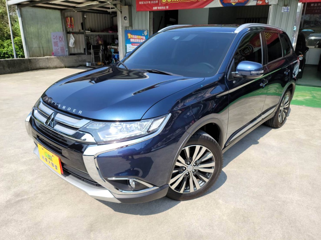 Hot大聯盟 Mitsubishi Outlander 捷立嚴選 新古車19年式 七人座小客車 僅跑七千 導航 跟車 盲點 雙色內裝