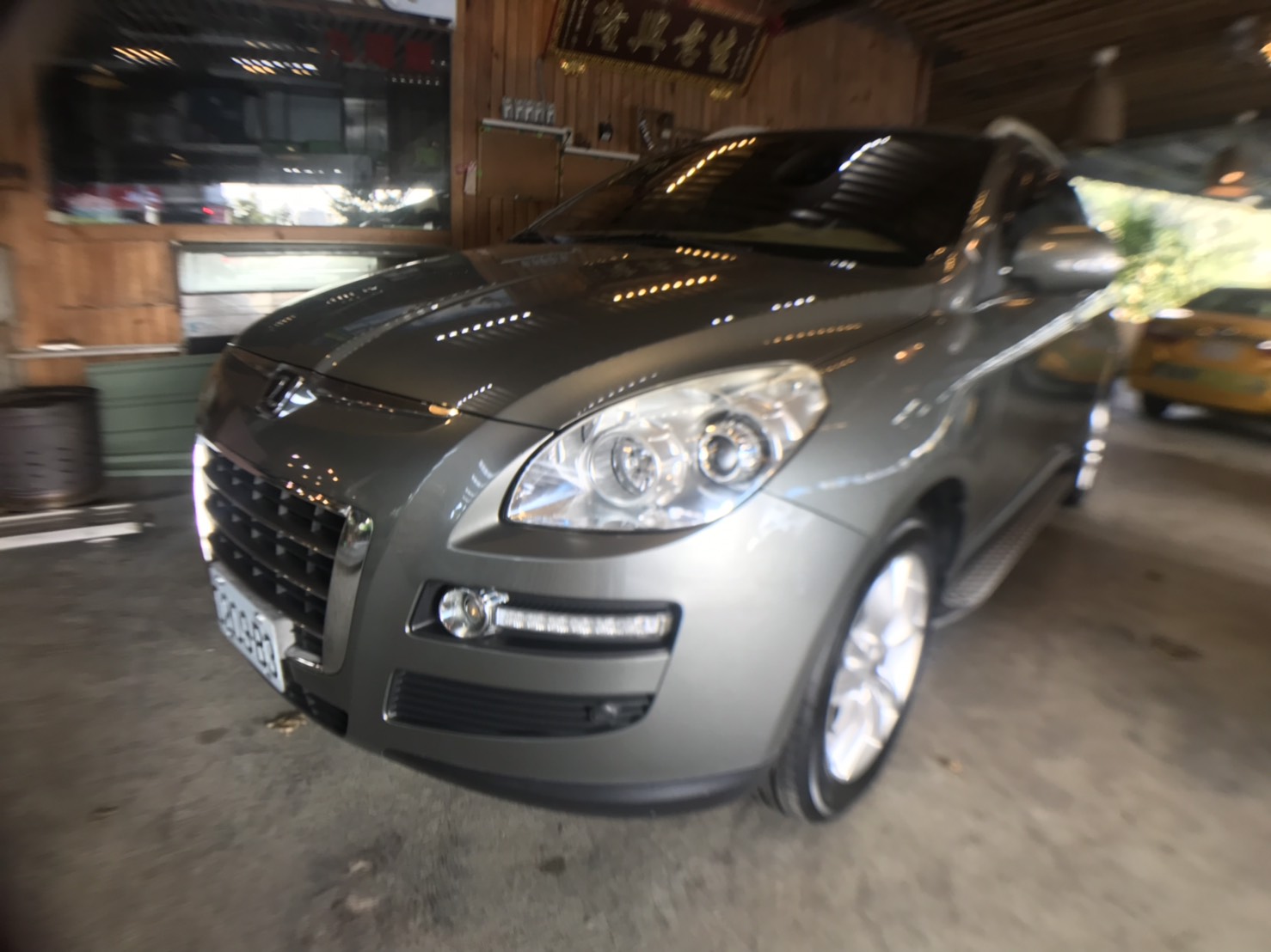 2010 Luxgen U7 turbo