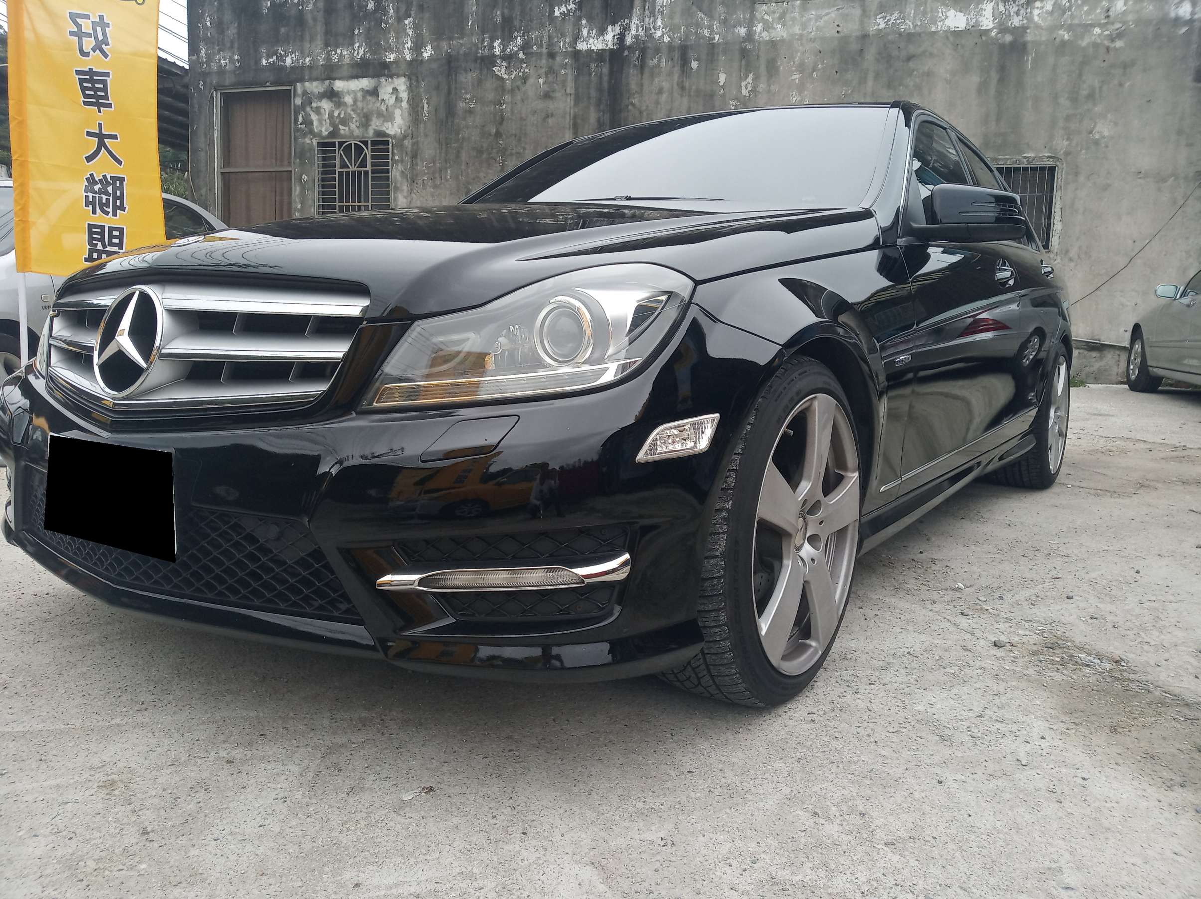 2012 M-benz C-class