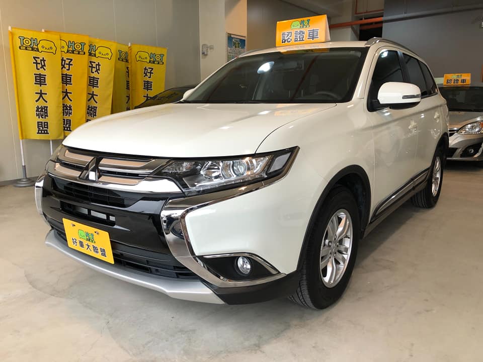 2017 Mitsubishi 三菱 Outlander
