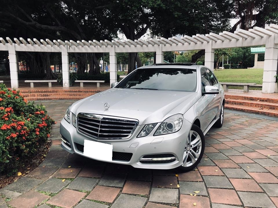 2011 M-benz E-class