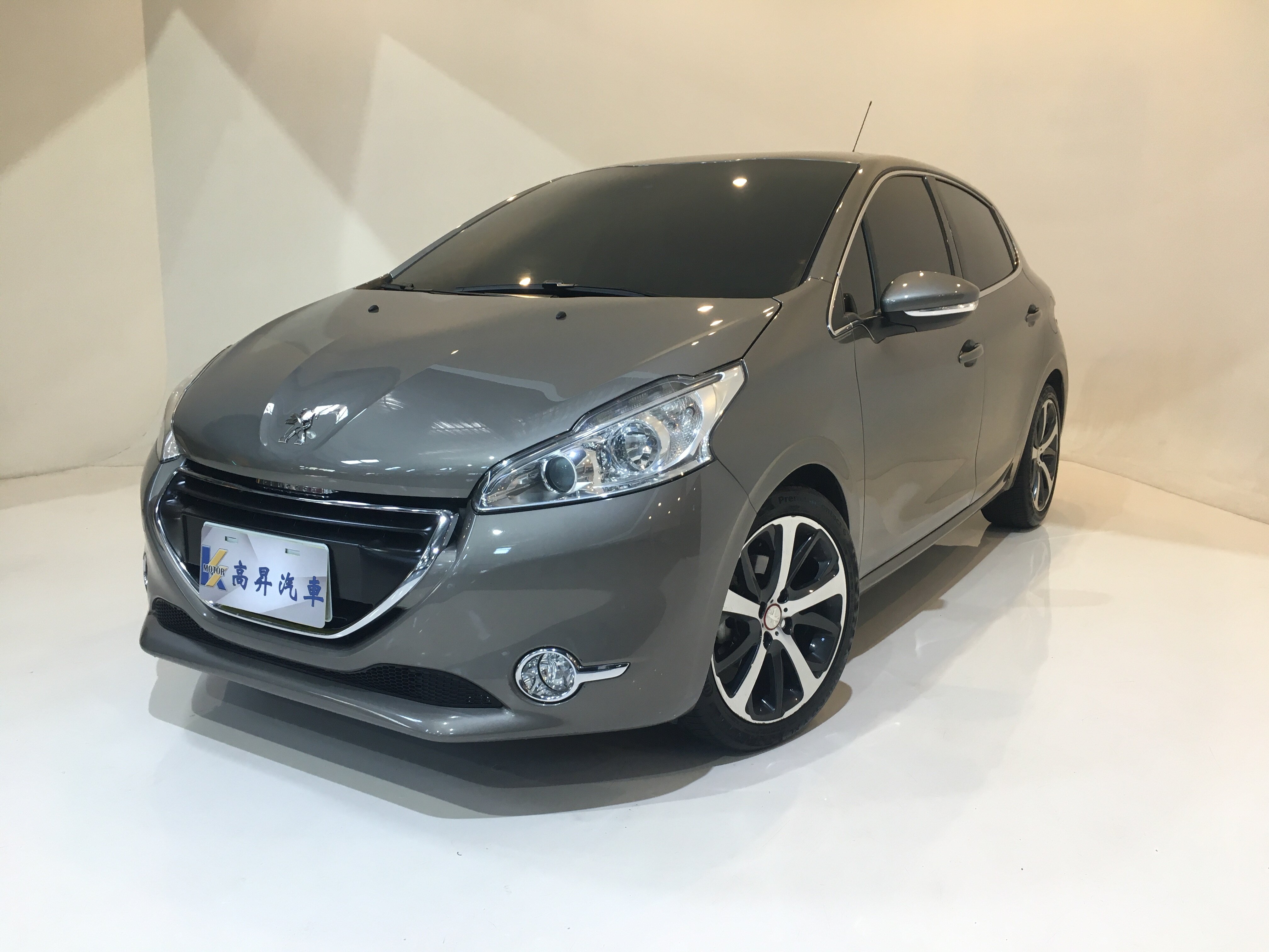 2014 Peugeot 寶獅 208