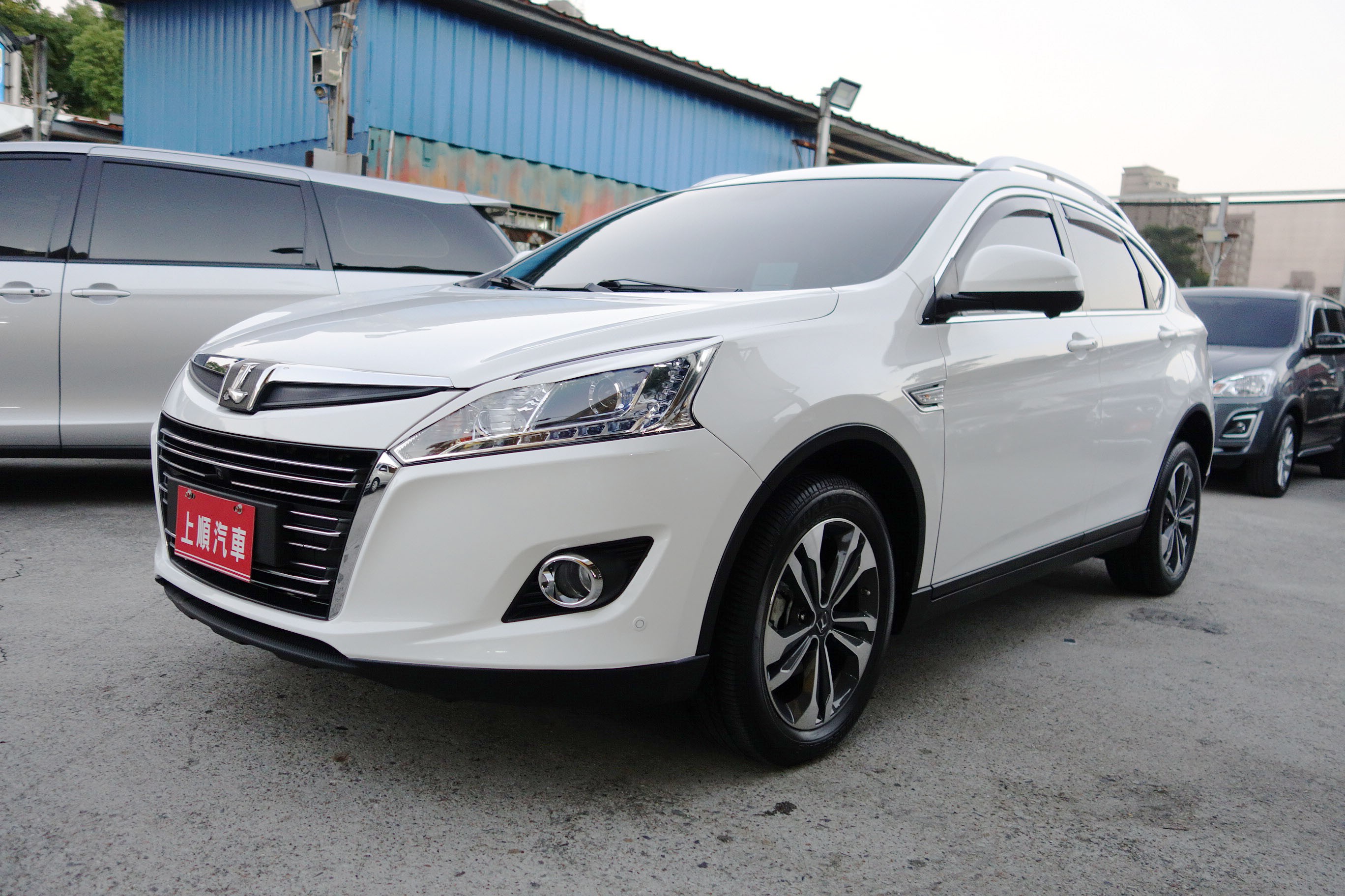 2017 Luxgen U6 turbo