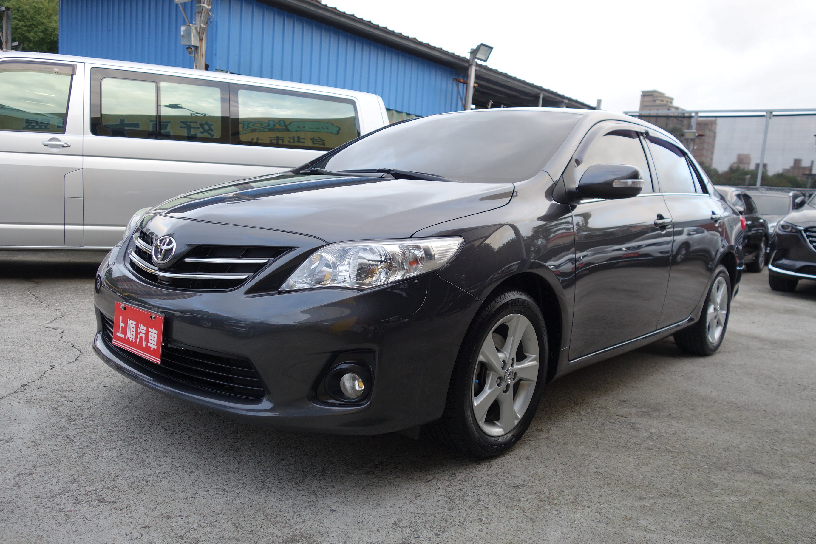 2013 Toyota Corolla altis