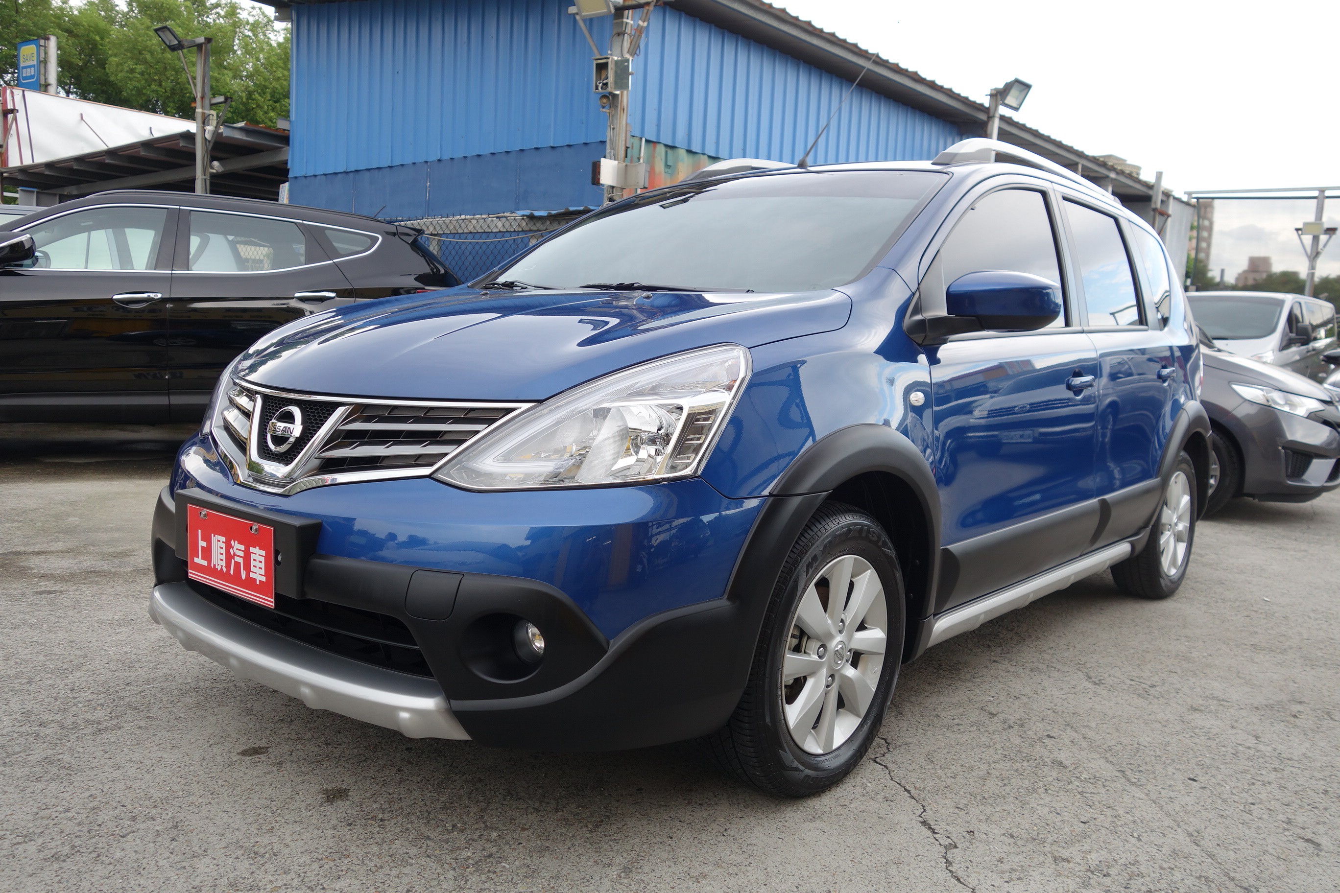 2017 Nissan Livina