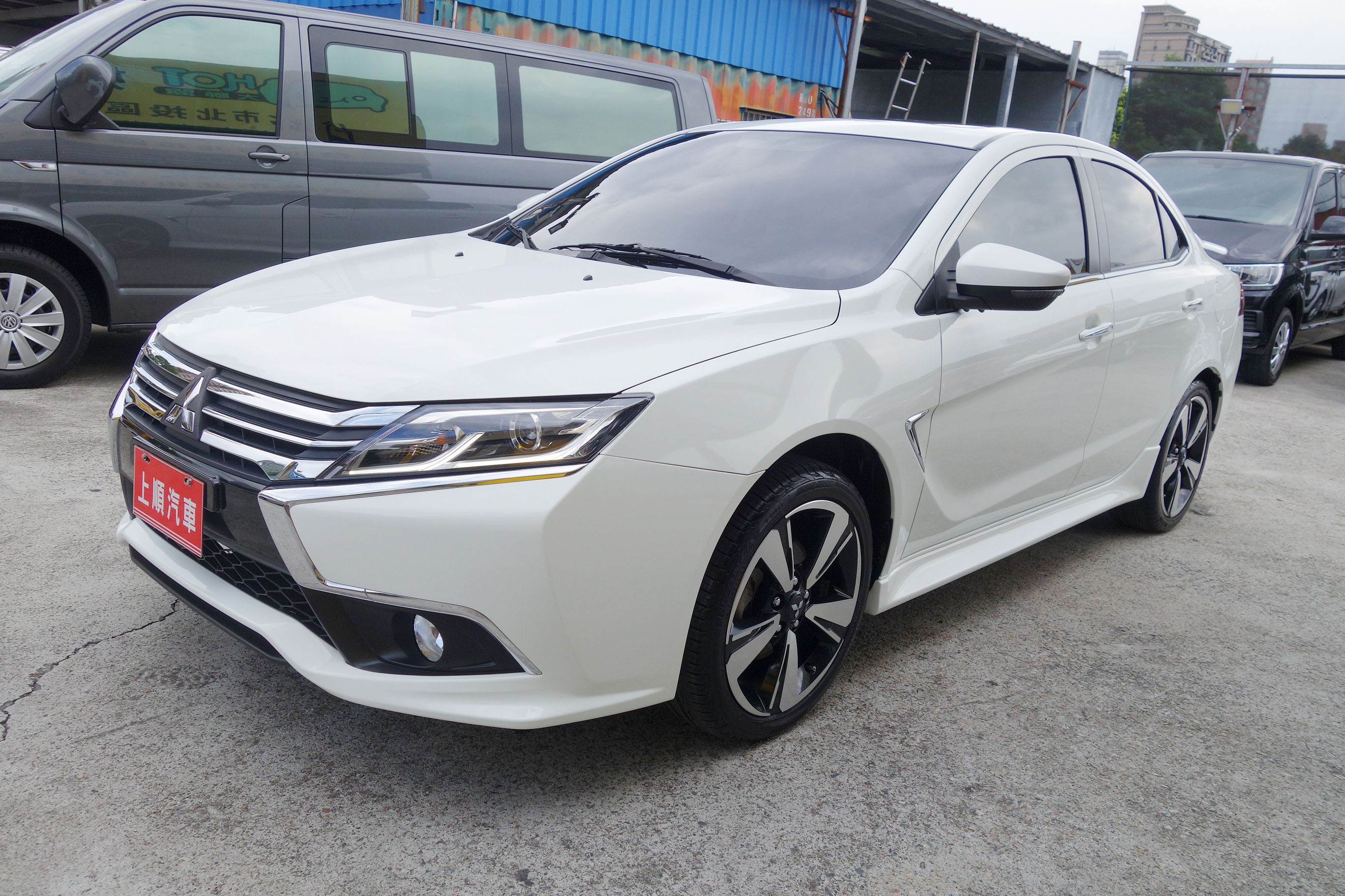 2017 Mitsubishi 三菱 Lancer
