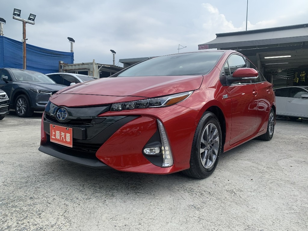 Hot大聯盟 Toyota Prius Phv 上順2021年式prius Phv 插電車導航跑5千原廠保固