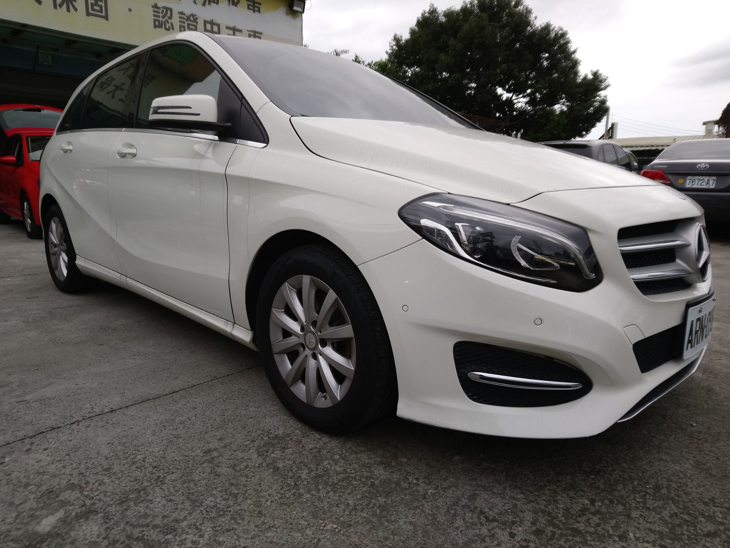2016 M-Benz 賓士 B-class