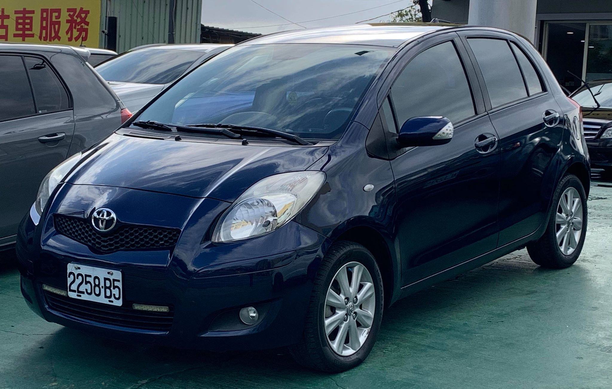 2011 Toyota 豐田 Yaris