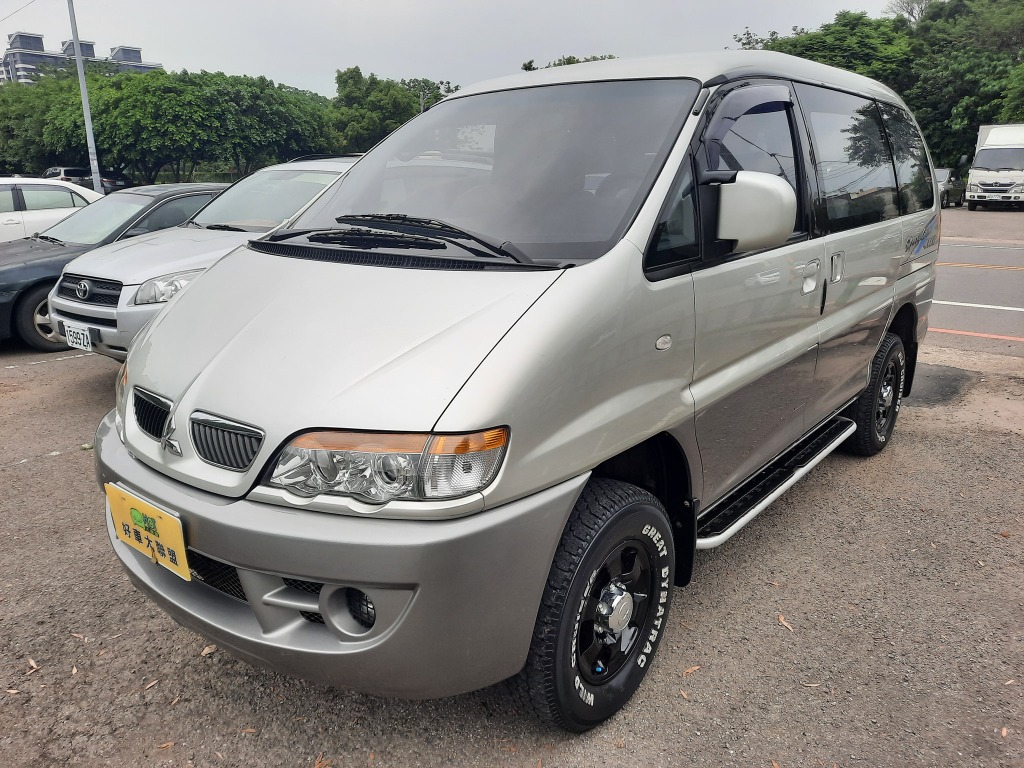 Hot大聯盟 Mitsubishi Space Gear 稀有4wd 只跑8萬多可變車床安卓機 40餘年老店誠信經營 里程保證 Hot大聯盟 Mitsubishi Space Gear 稀有4wd 只跑8萬多可變車床安卓機 40餘年老店誠信經營 里程保證