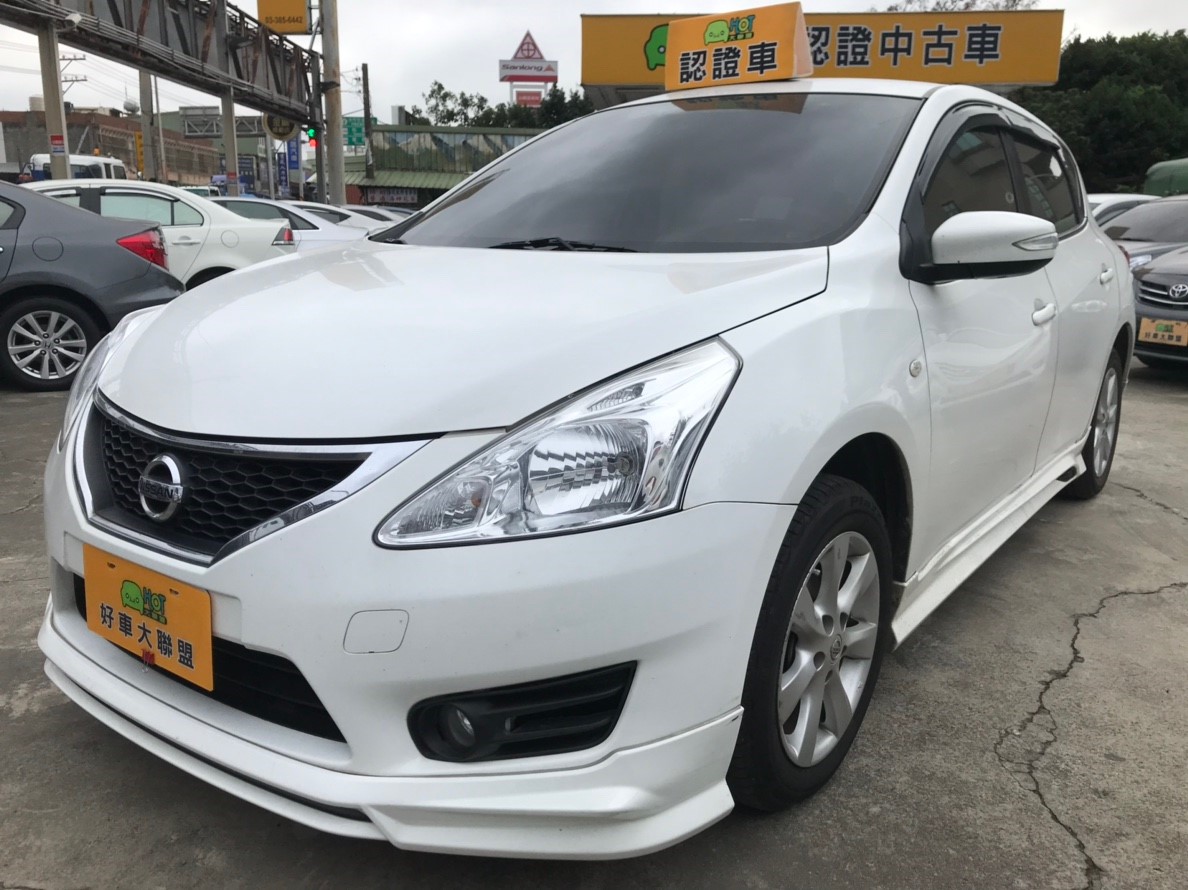 2015 Nissan Tiida