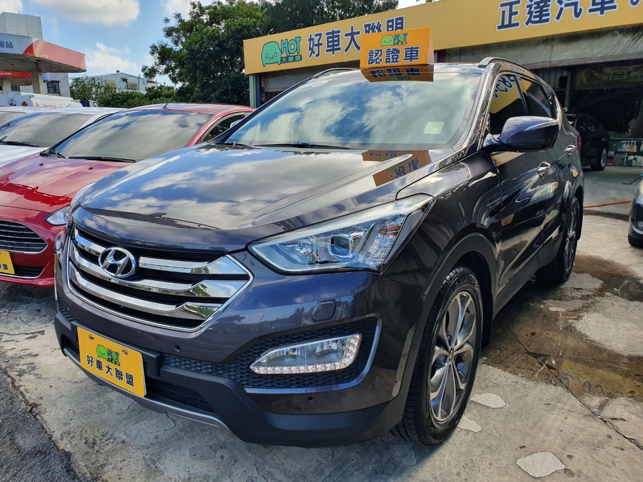 2014 Hyundai 現代 Santa fe
