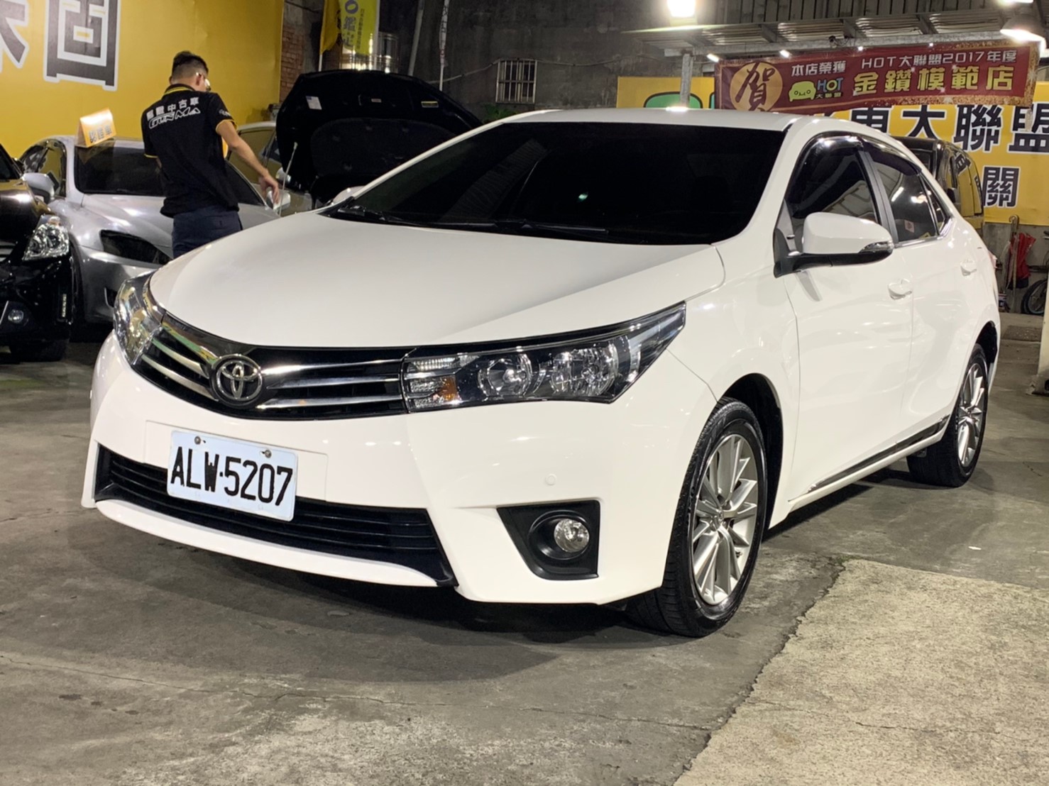 2015 Toyota 豐田 Corolla altis