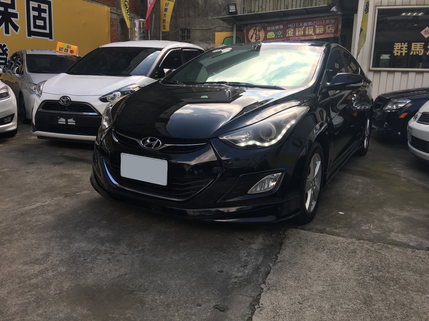 2013 Hyundai 現代 Elantra