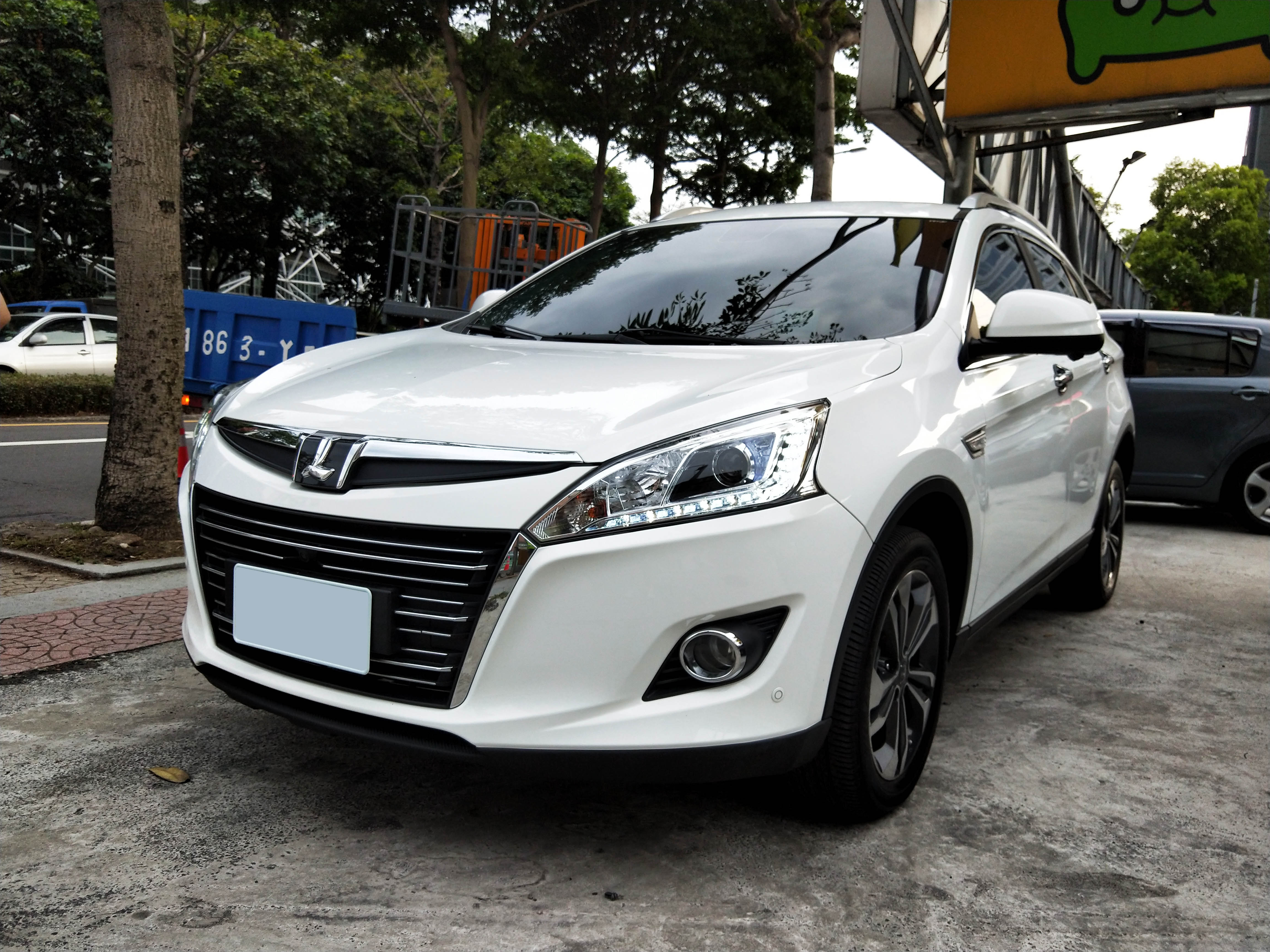 2017 Luxgen U6 turbo
