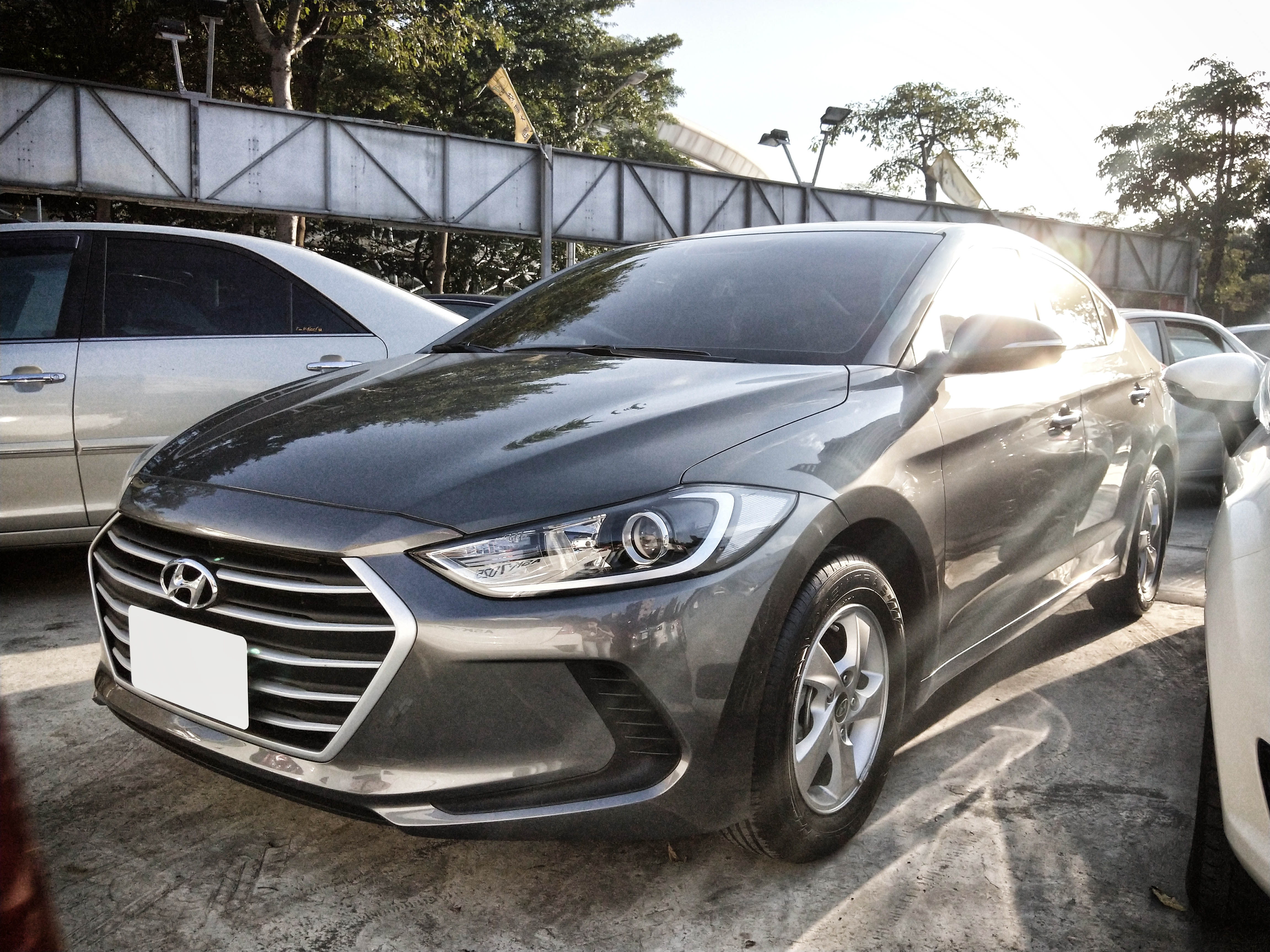 2018 Hyundai Elantra