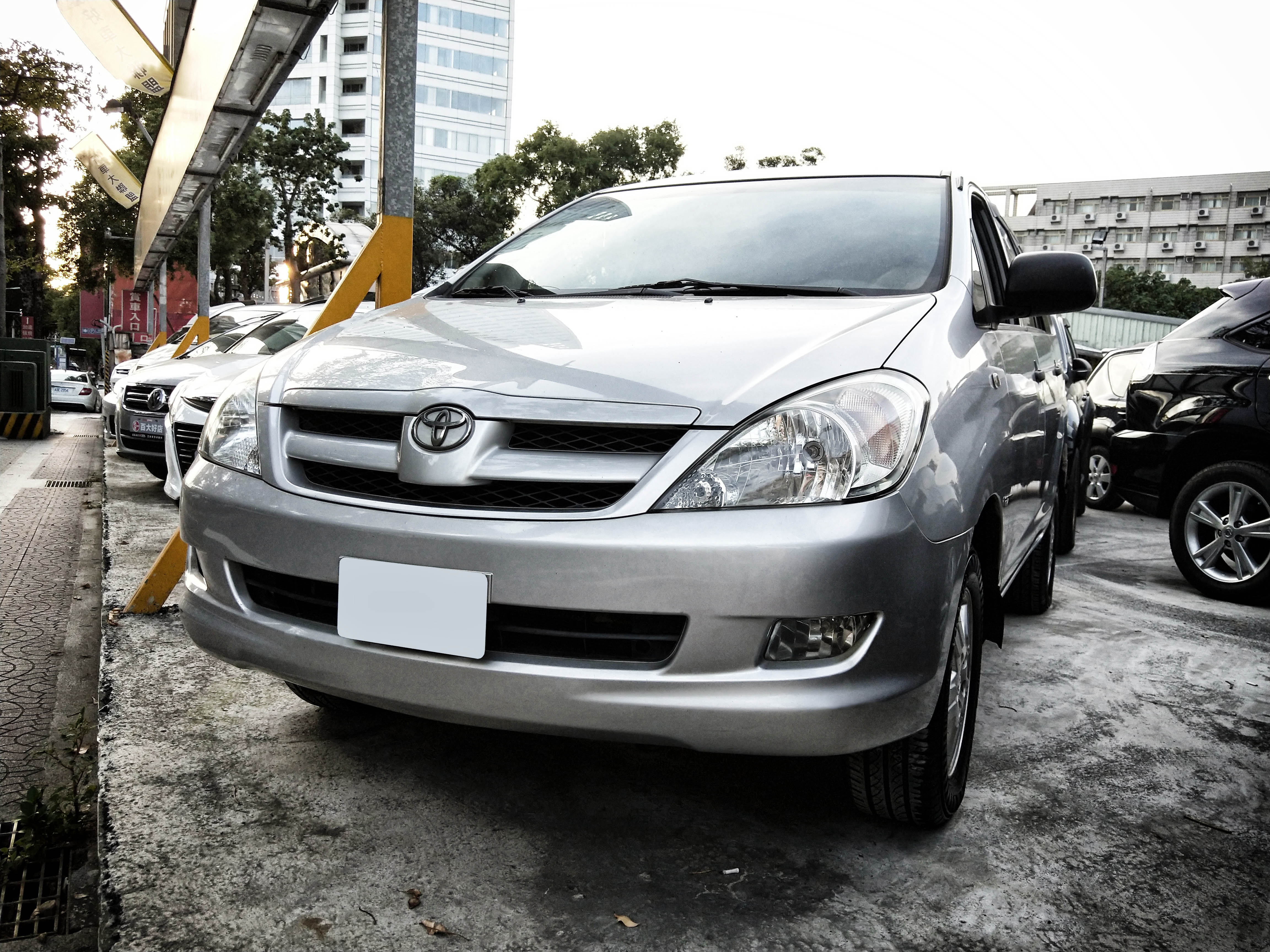 2011 Toyota Innova