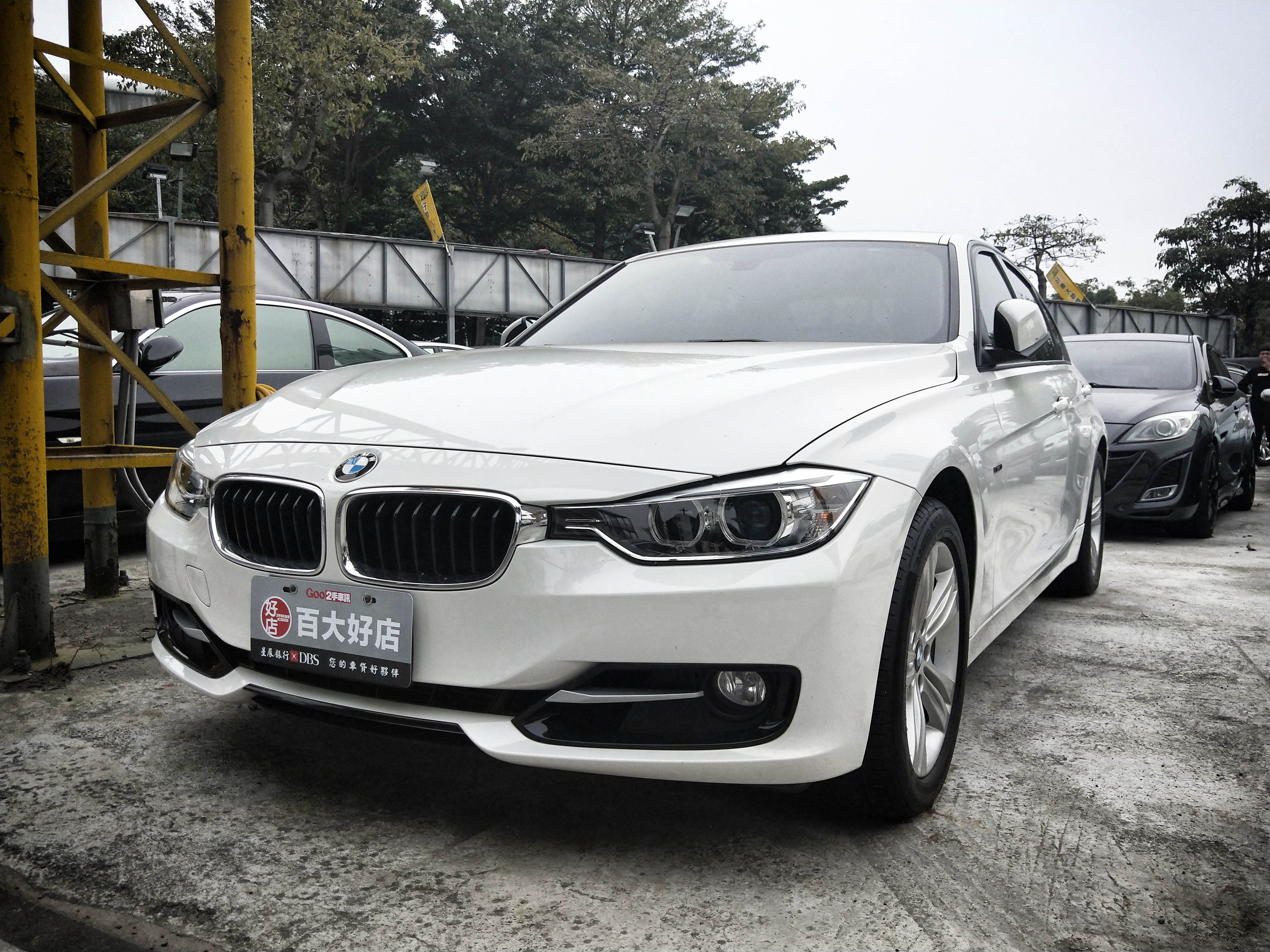 2012 Bmw 3-series sedan