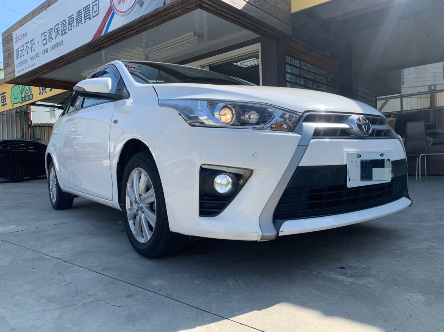 2015 Toyota 豐田 Yaris