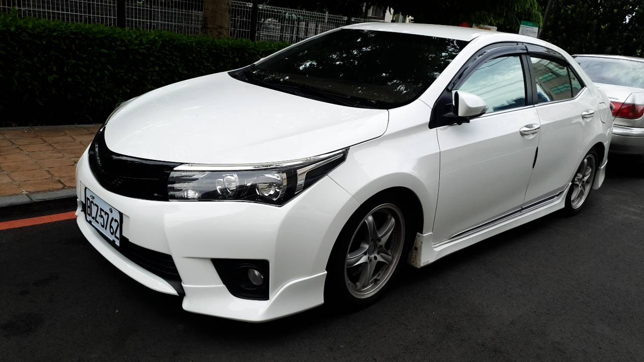 2015 Toyota Corolla altis