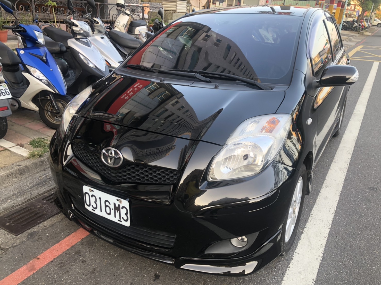 2011 Toyota 豐田 Yaris