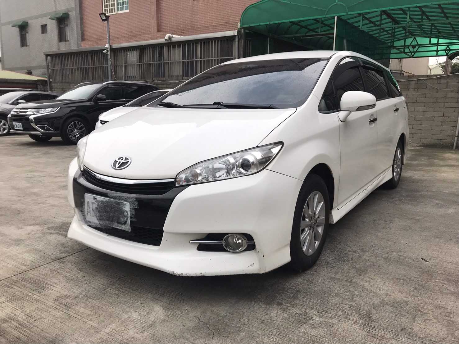 2013 Toyota Wish