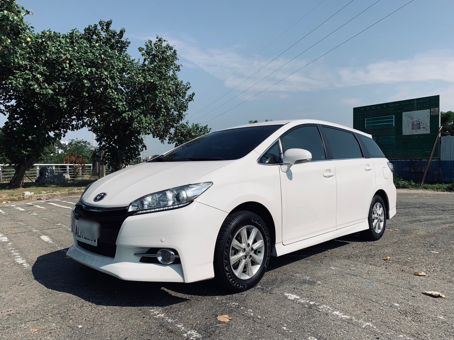 2014 Toyota 豐田 Wish