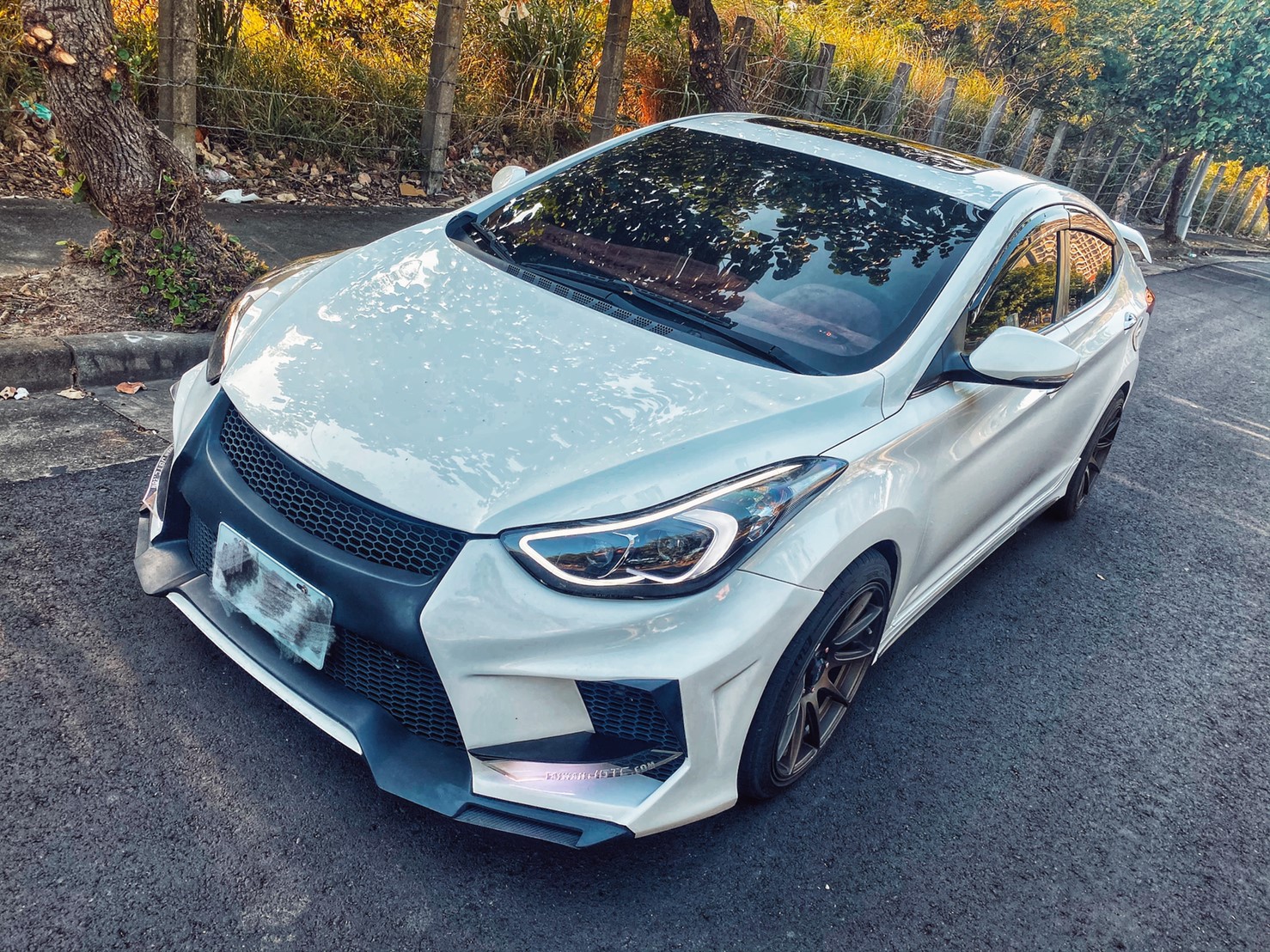 2014 Hyundai 現代 Elantra