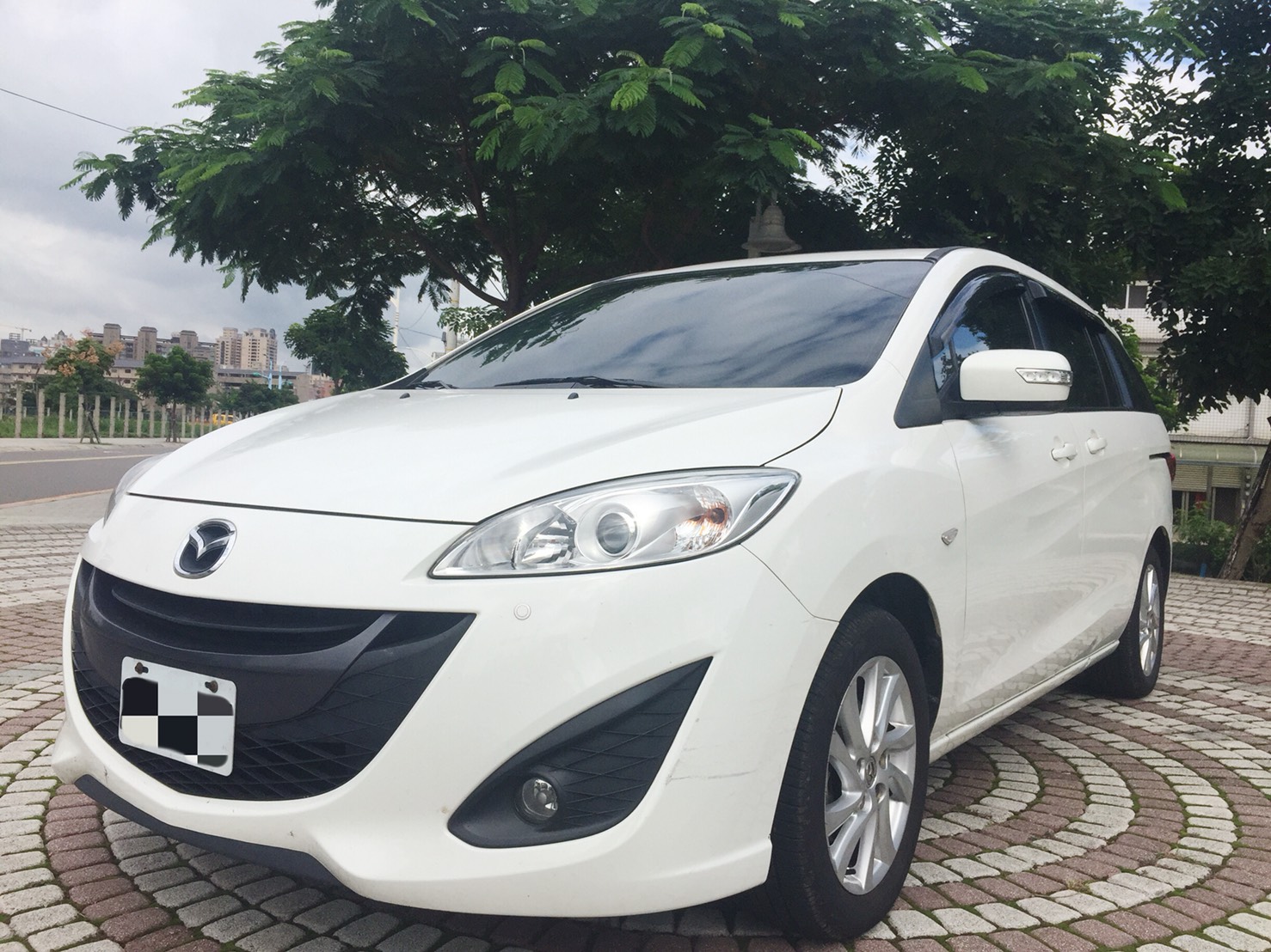 2012 Mazda 5